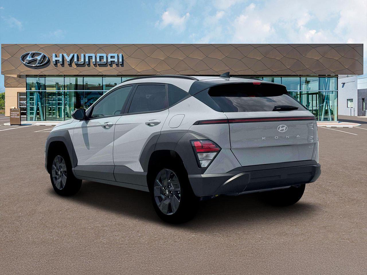 2026 Hyundai Kona SEL photo 4