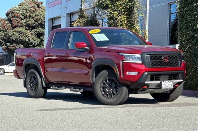 2024 Nissan Frontier PRO-4X's photo