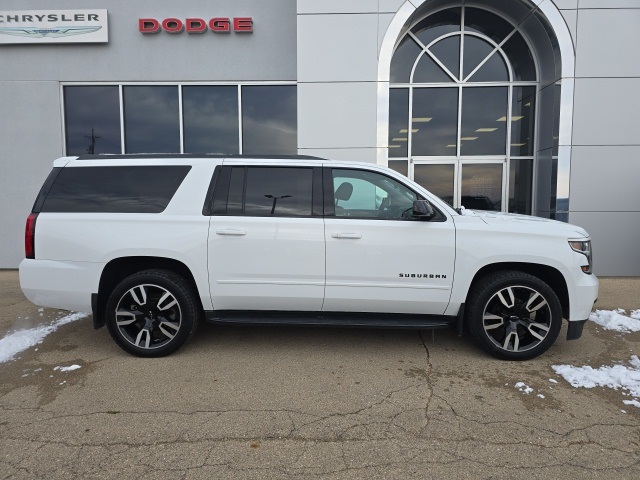 2020 Chevrolet Suburban Premier photo 3
