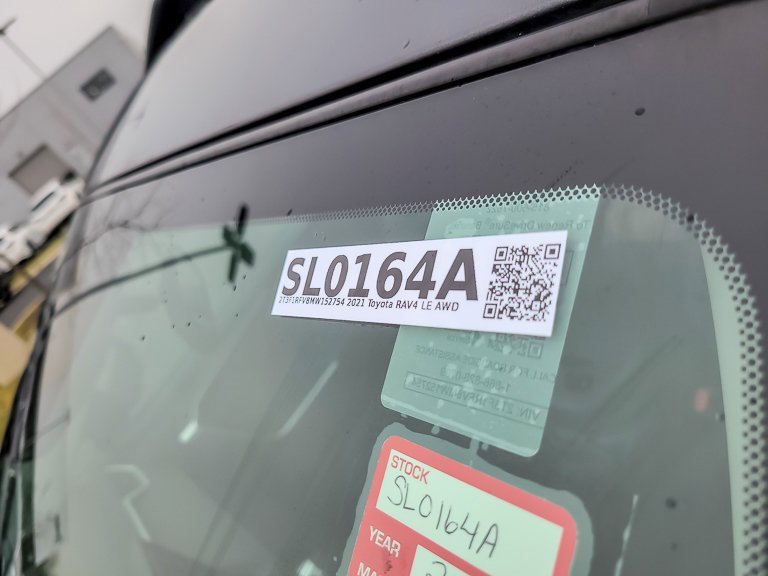 2021 TOYOTA RAV4 - Image 24