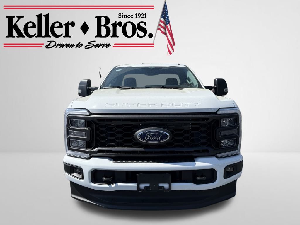 2025 Ford F-350 XL photo 2