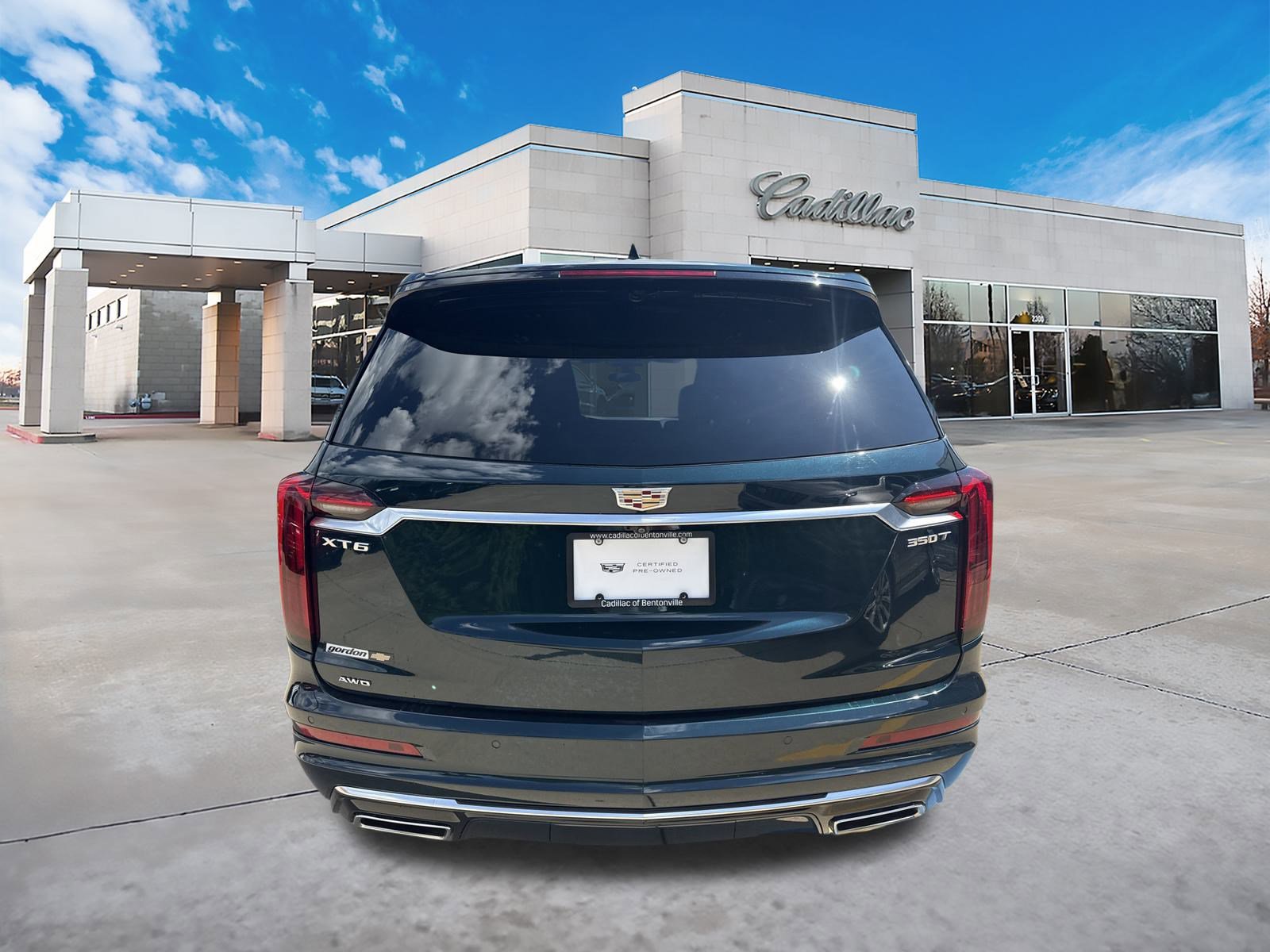 2024 Cadillac XT6 Luxury photo 4