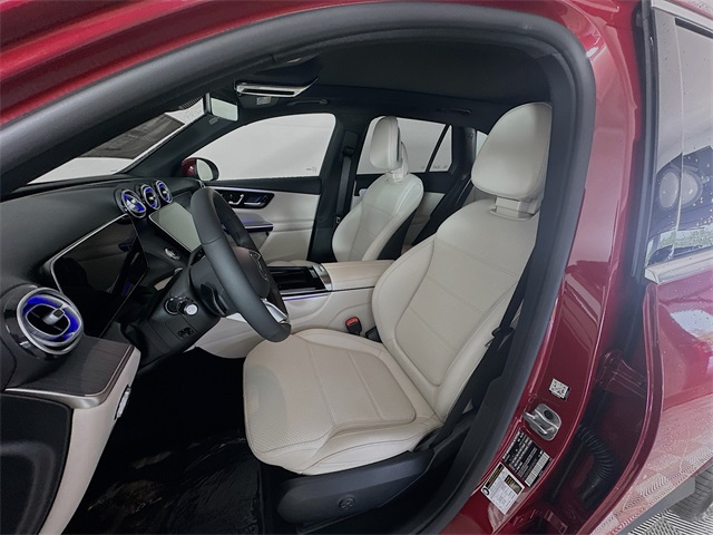 2025 Mercedes Benz GLC 300 photo 20