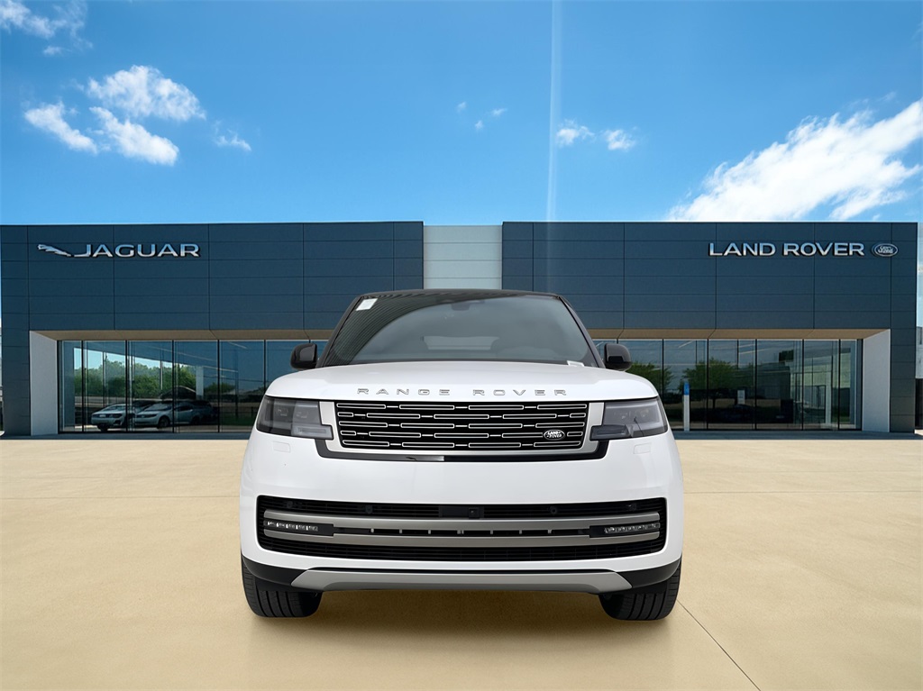 2025 Land Rover Range Rover SE photo 5