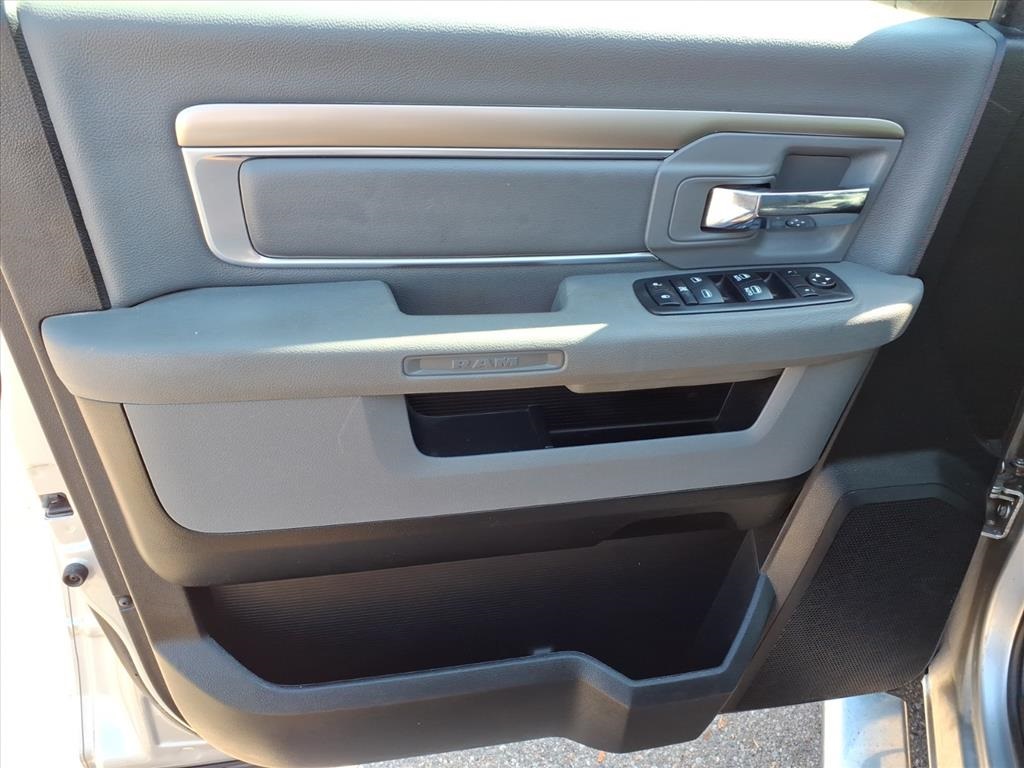 2017 Ram 1500 Big Horn photo 12