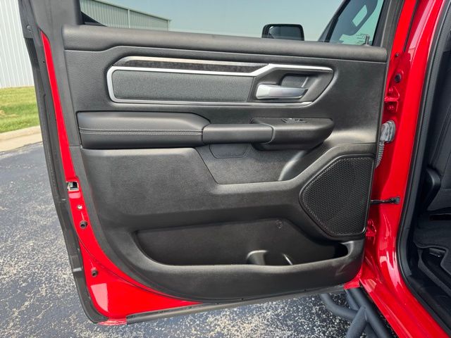2022 Ram 1500 Big Horn Lone Star Night Edition photo 9