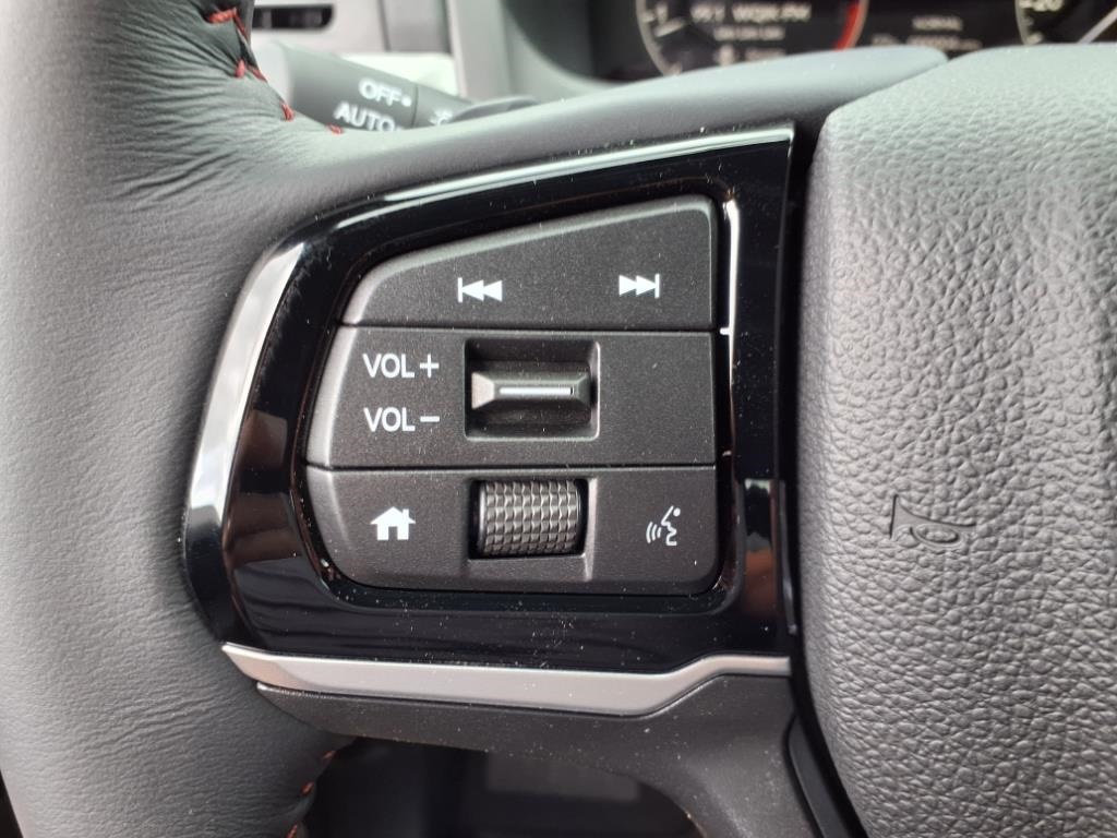 2026 Honda Odyssey photo 24
