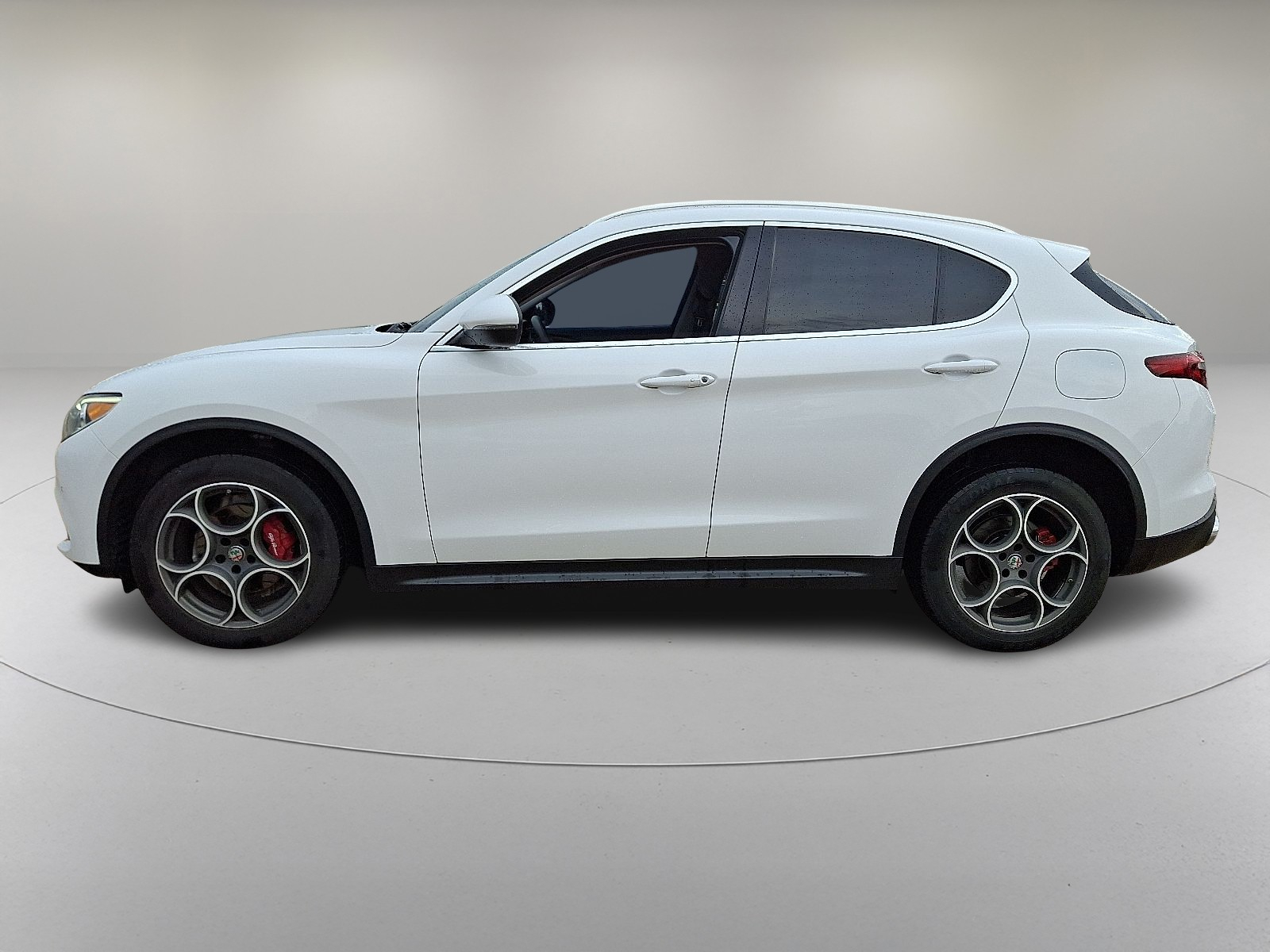 2018 Alfa Romeo Stelvio Ti photo 6