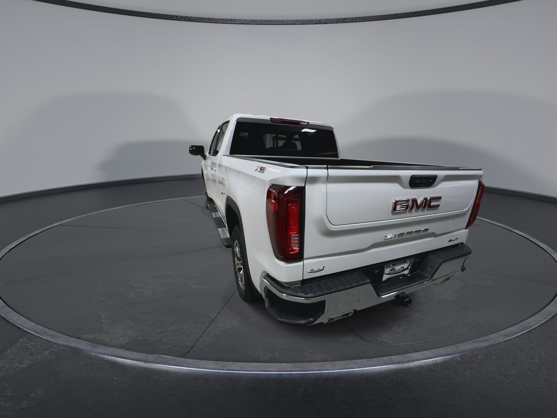 New 2025 White Frost Tricoat GMC SLT image 66