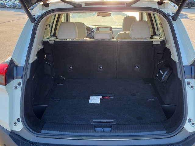 2023 Nissan Rogue SL photo 4