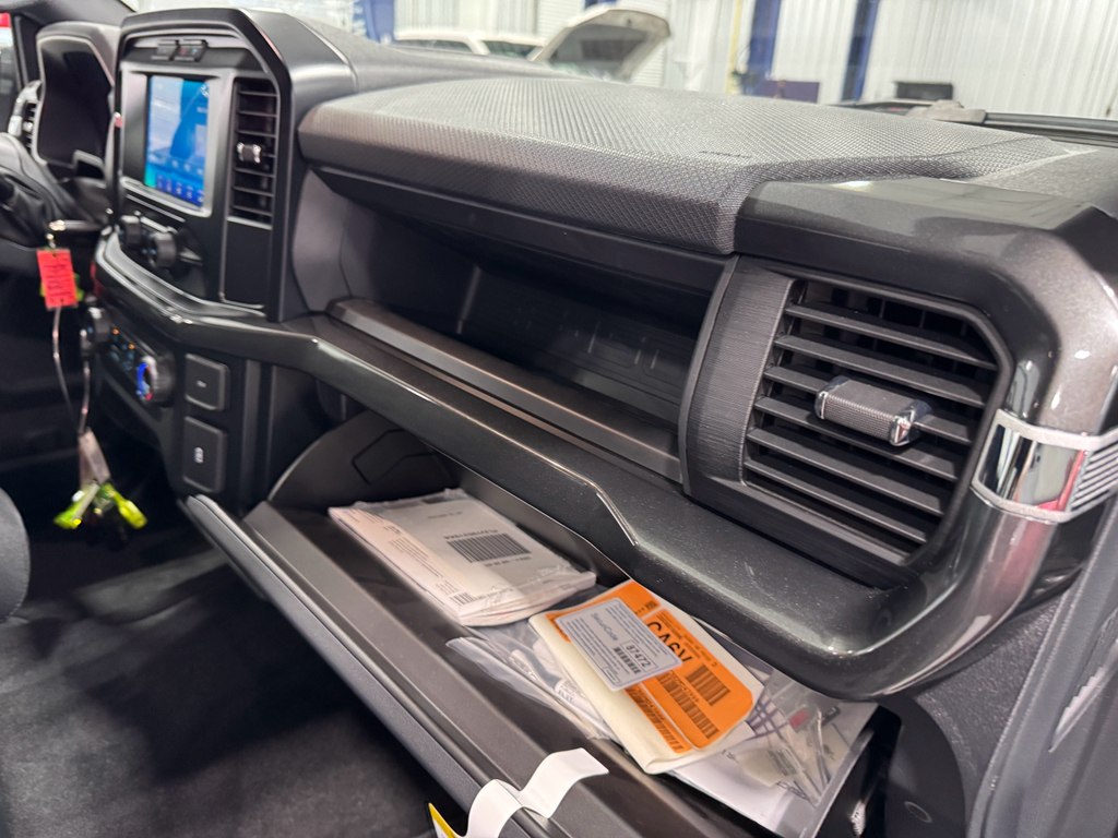 2023 Ford F-150 XL photo 19