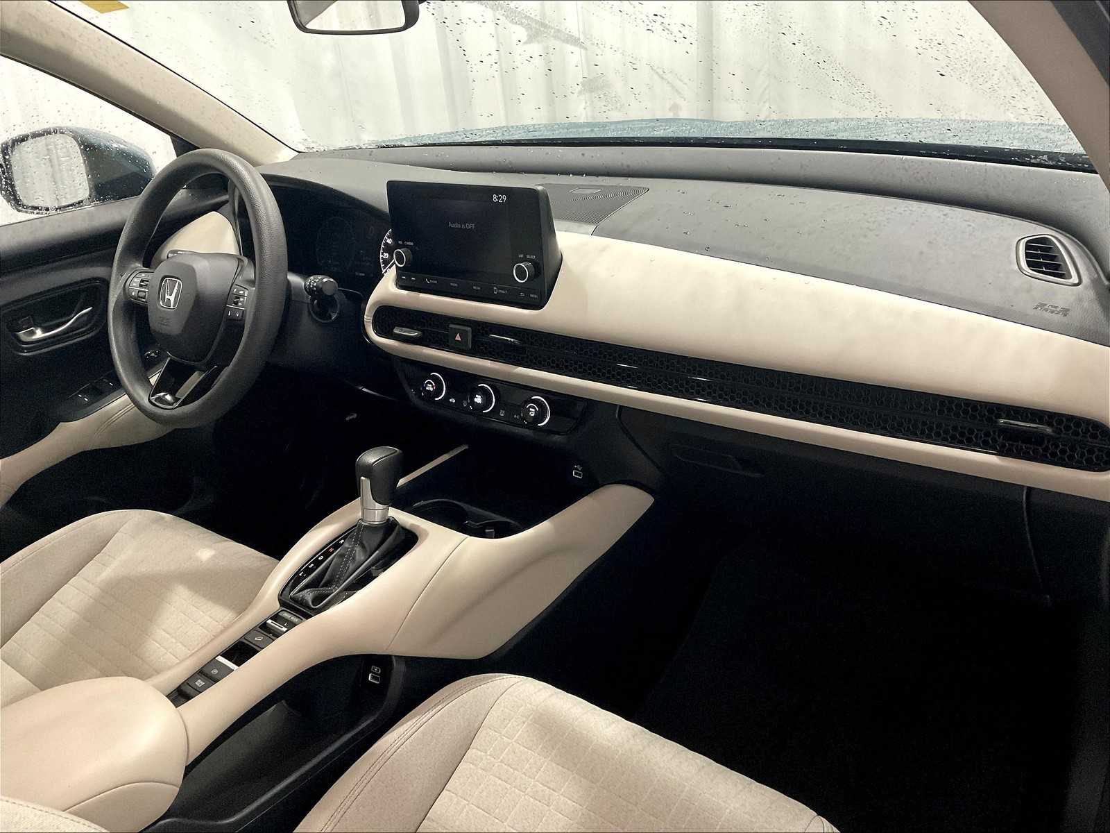 2023 Honda HR-V LX photo 14