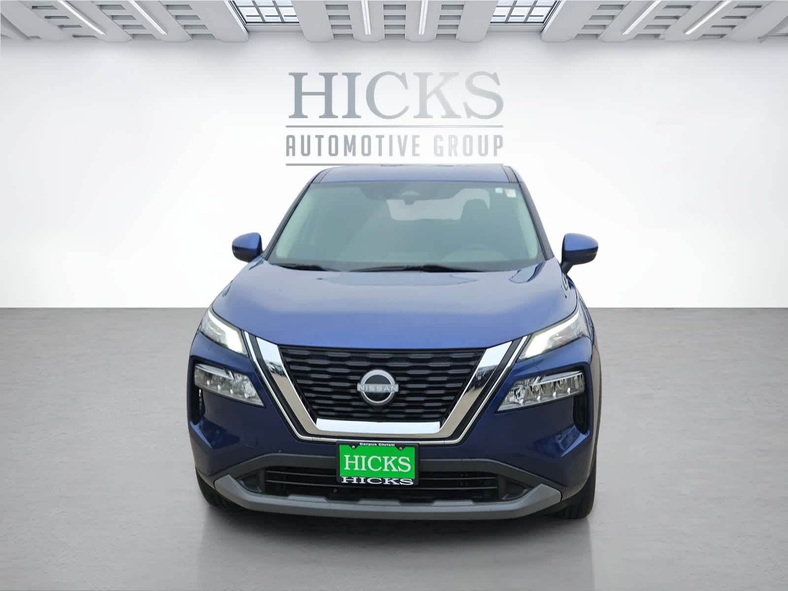 2023 Nissan Rogue SV photo 2