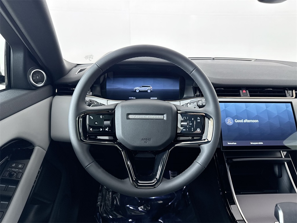 2026 Land Rover Range Rover Evoque Dynamic SE photo 14