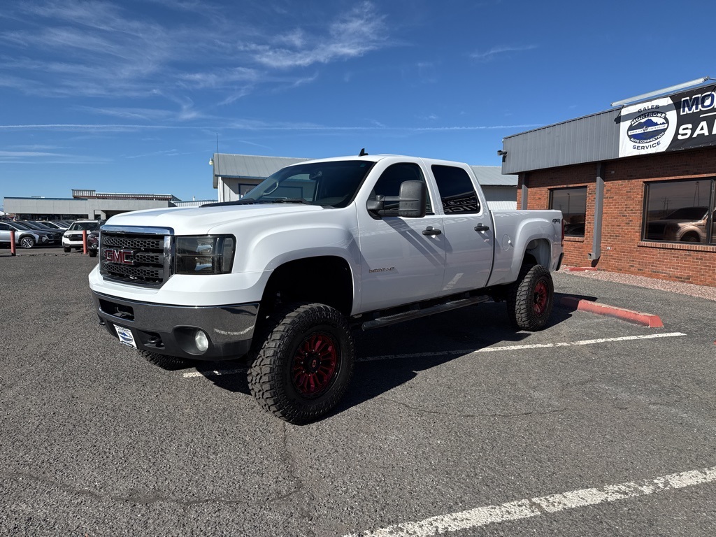 2011 Gmc Sierra 2500 HD SLE photo 3