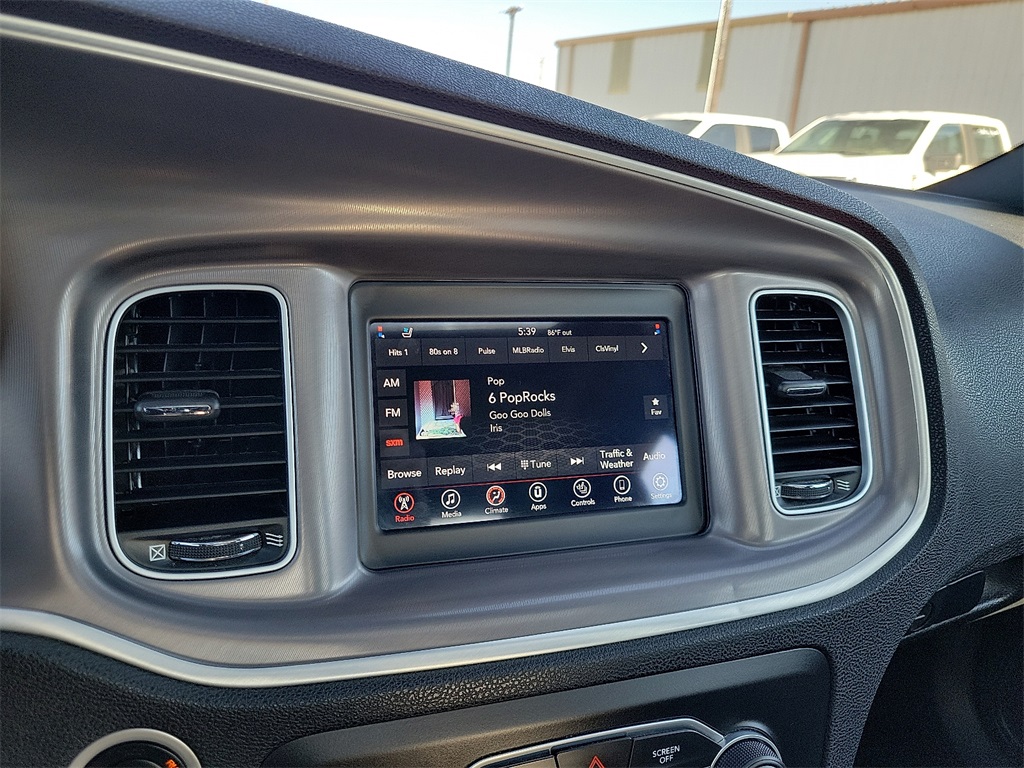 2022 Dodge Charger SXT photo 21
