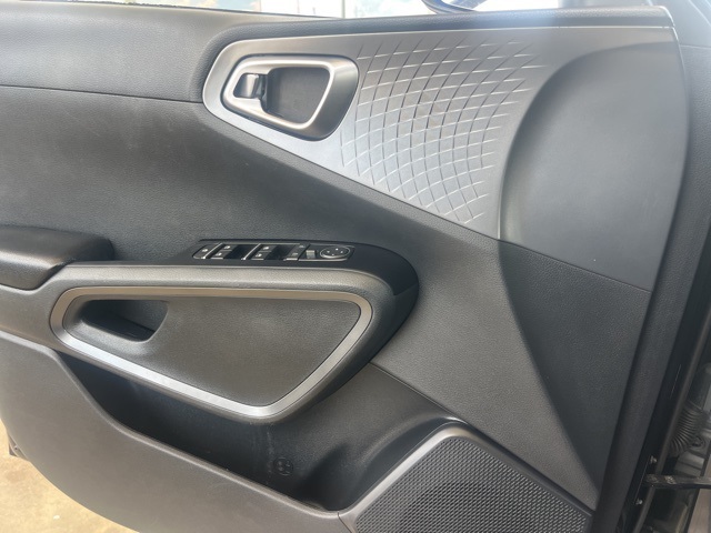 2021 Kia Soul S photo 6