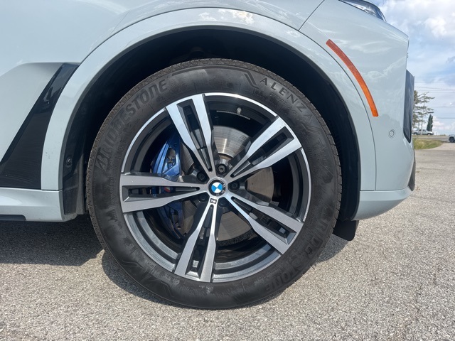 2025 Bmw X7 xDrive40i photo 4