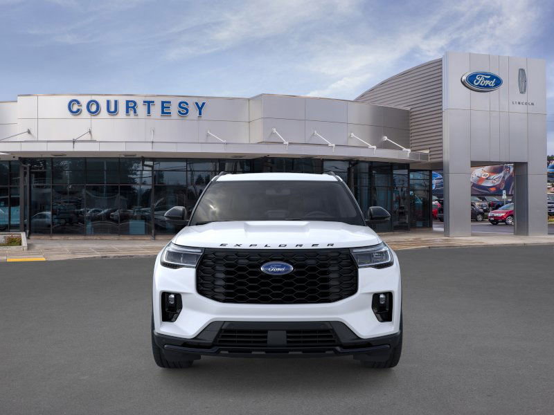 2025 Ford Explorer ST-Line photo 4