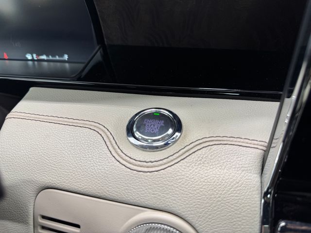 2019 Lincoln Navigator L Reserve photo 25