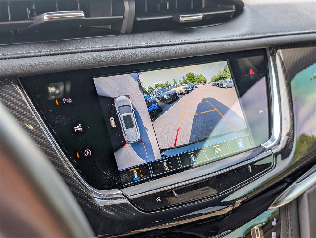 2025 Cadillac XT6 Sport photo 14