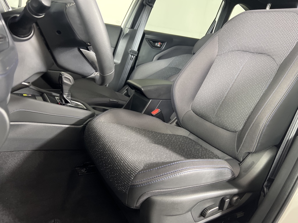 2025 Subaru Forester Premium Base photo 11