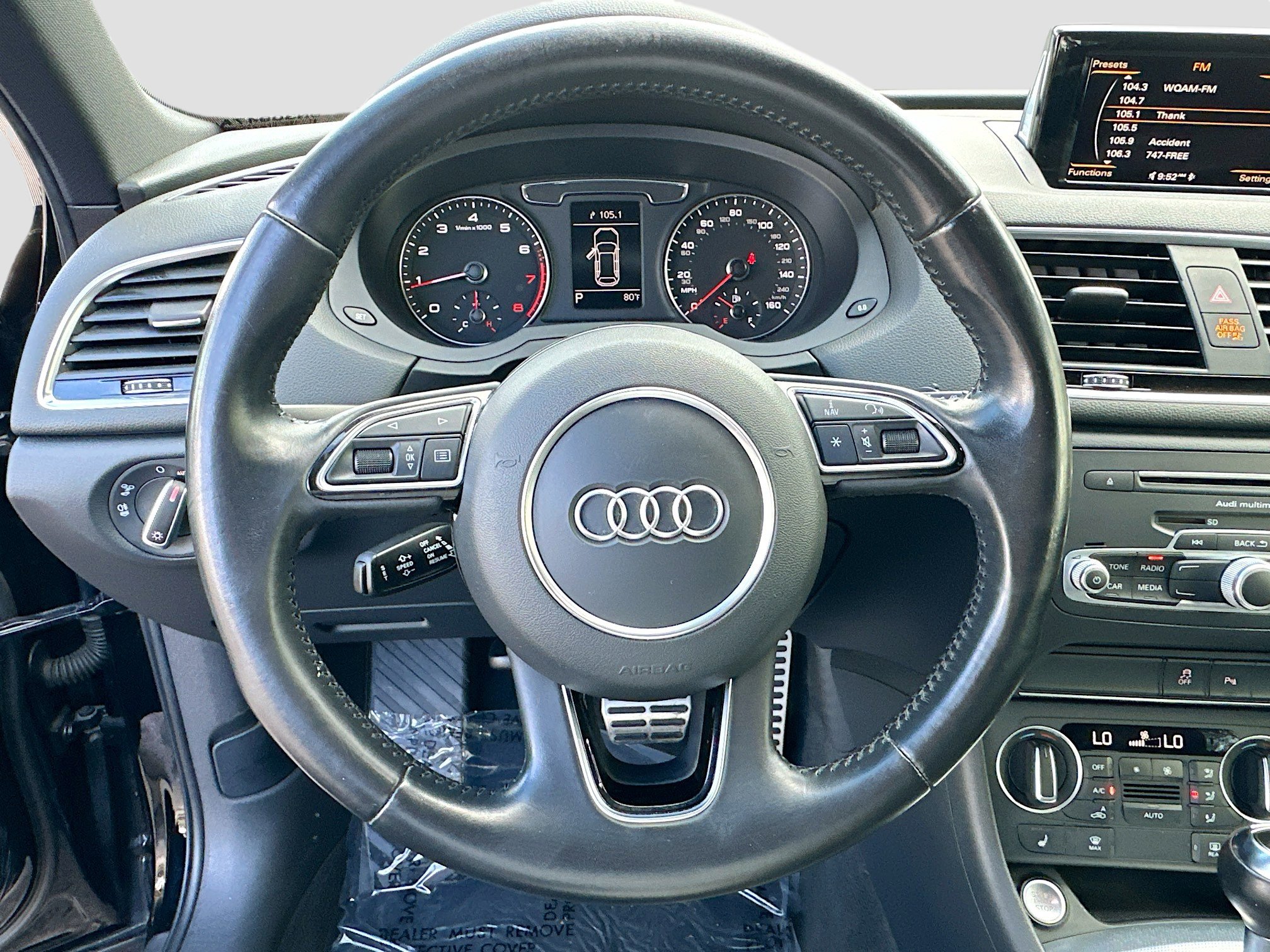 2016 Audi Q3 Premium Plus photo 11