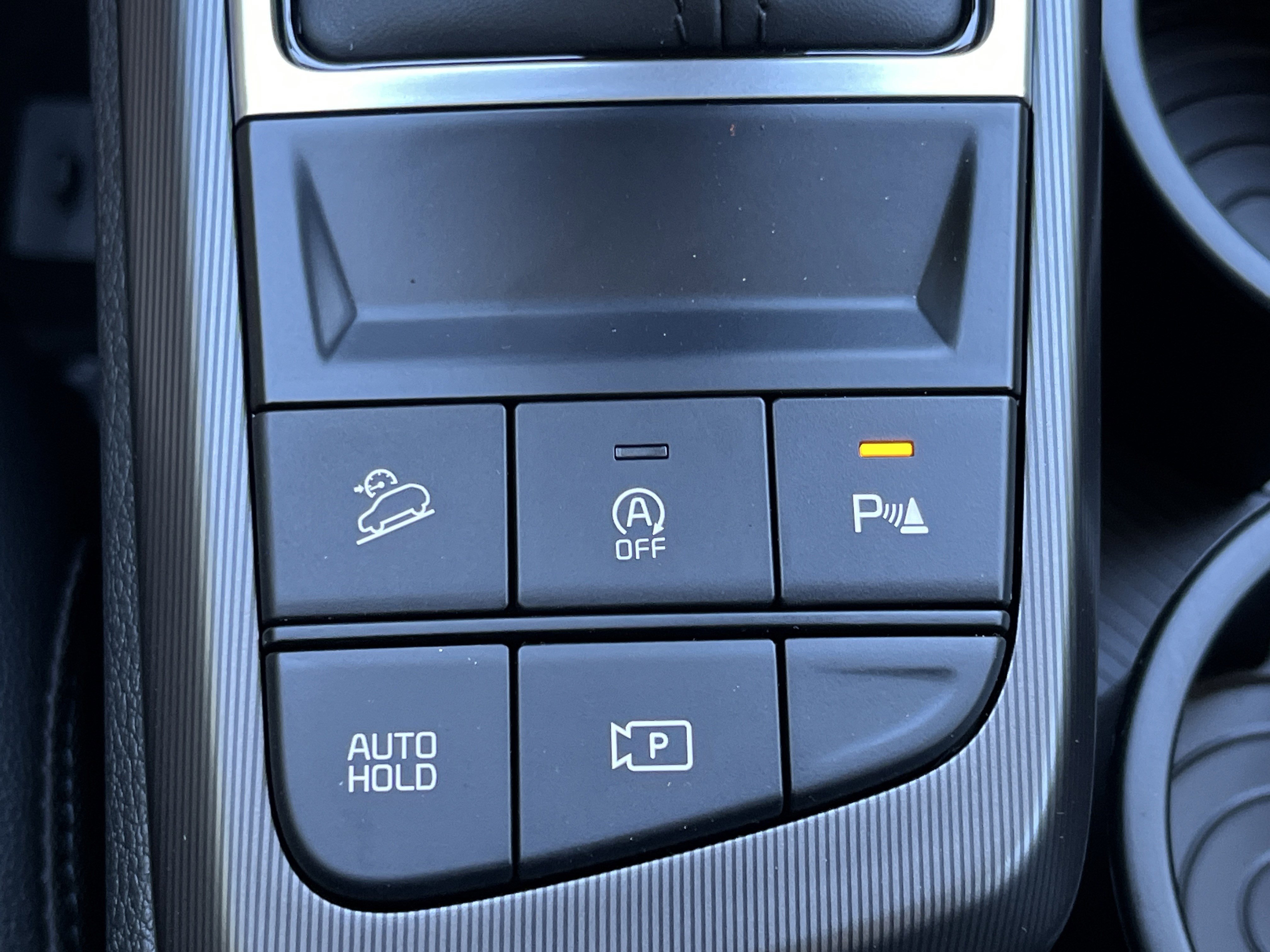 2026 Kia Sportage EX photo 2