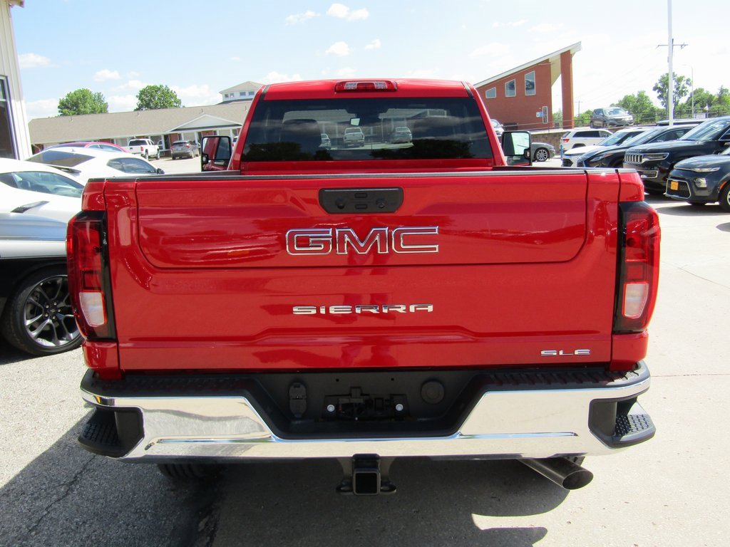 2024 Gmc Sierra 2500 HD SLE photo 4