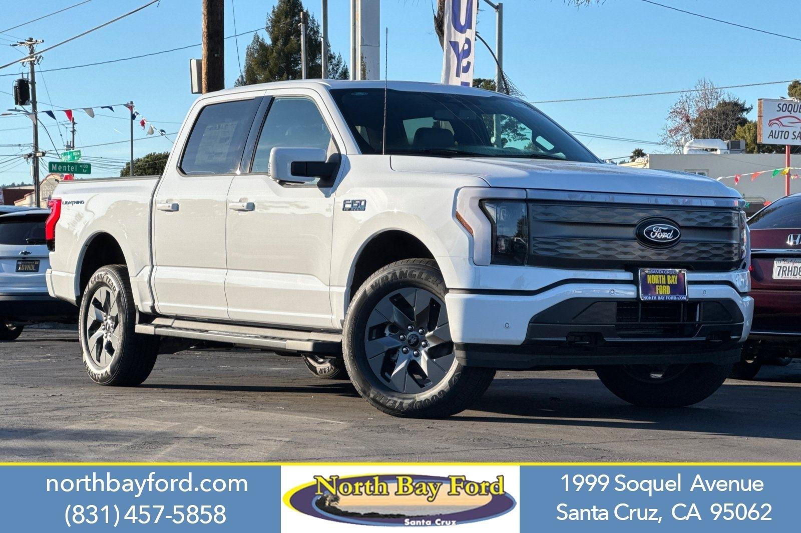 2025 Ford F-150 Lightning Lariat's photo