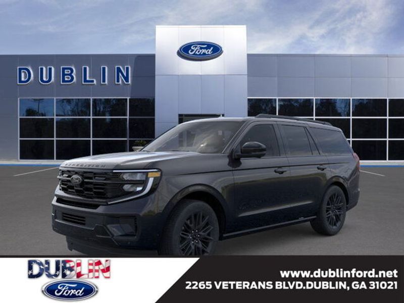 2025 Ford Expedition Platinum's photo