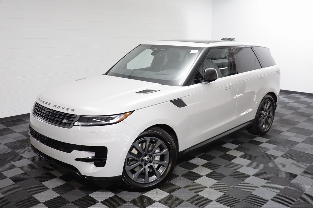2025 Land Rover Range Rover Sport SE photo 2