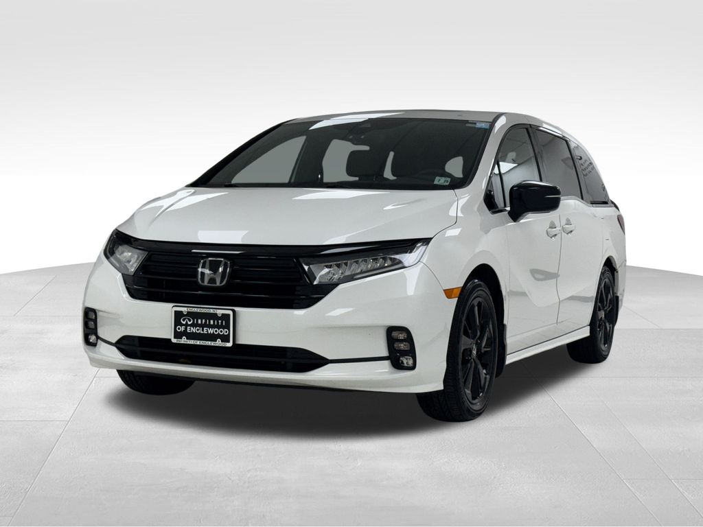 2024 Honda Odyssey Sport photo 3