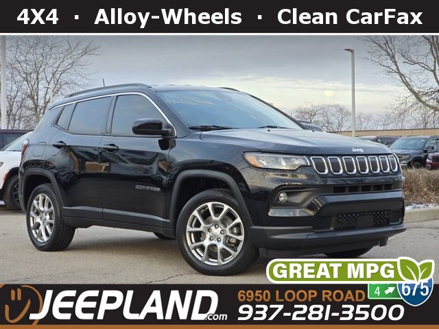 2022 Jeep Compass Latitude Lux's photo