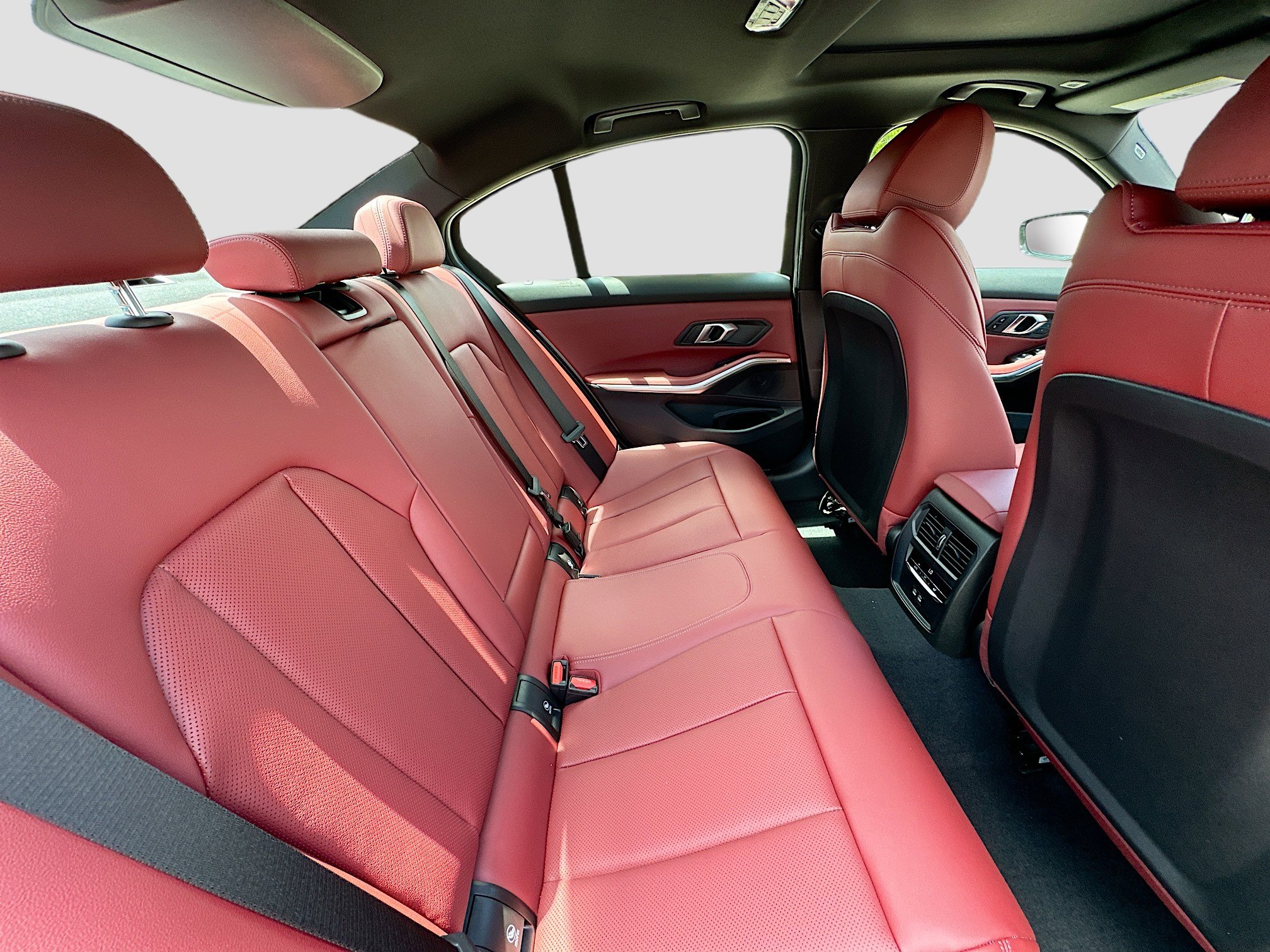 2025 Bmw 330i photo 23