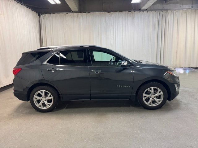 2018 Chevrolet Equinox Premier photo 2