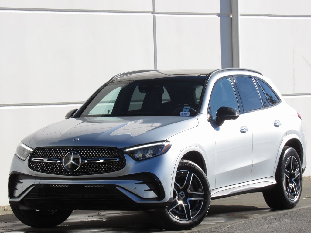 2026 Mercedes-Benz GLC Base's photo