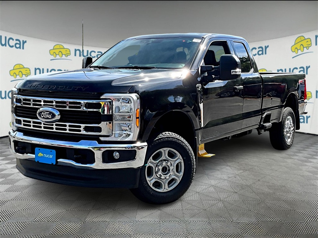 2026 Ford F-350 photo 2