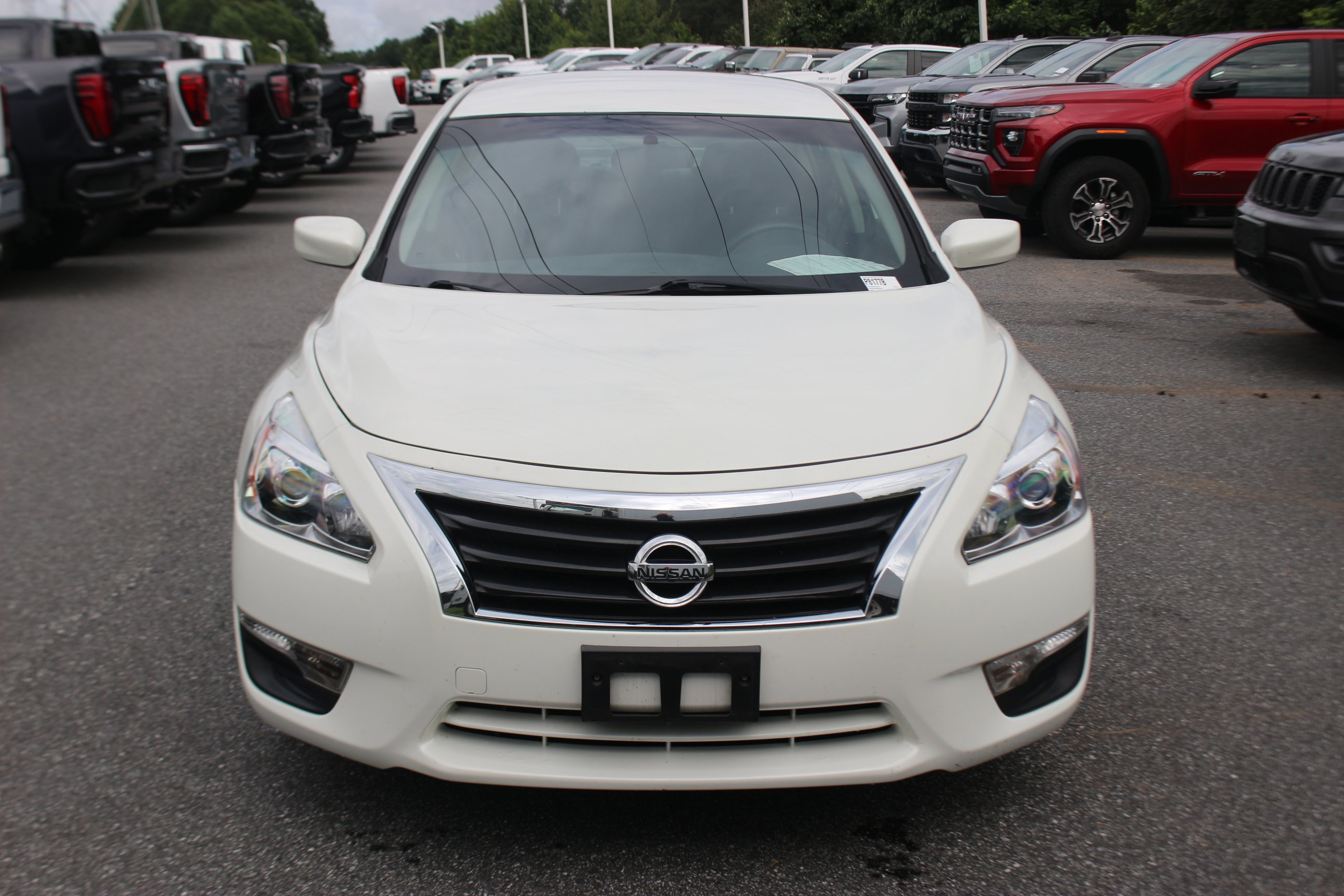 Used 2014 Nissan Altima S with VIN 1N4AL3AP5EN332265 for sale in Morganton, NC