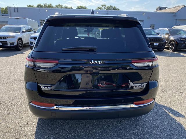 2024 Jeep Grand Cherokee Laredo X photo 4