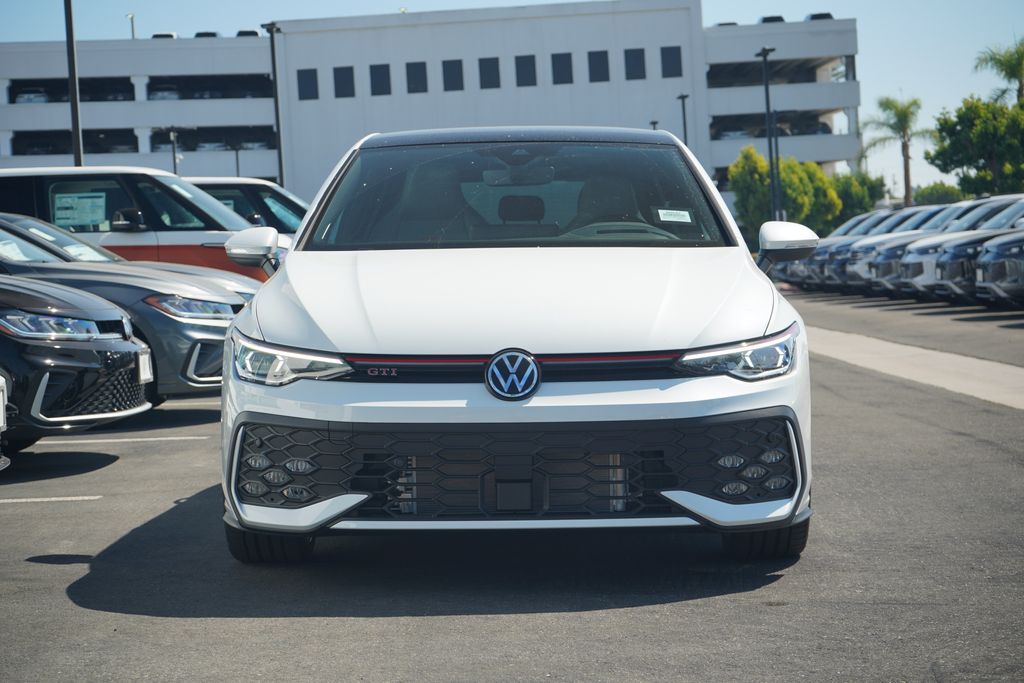 2025 Volkswagen Golf GTI Autobahn photo 4