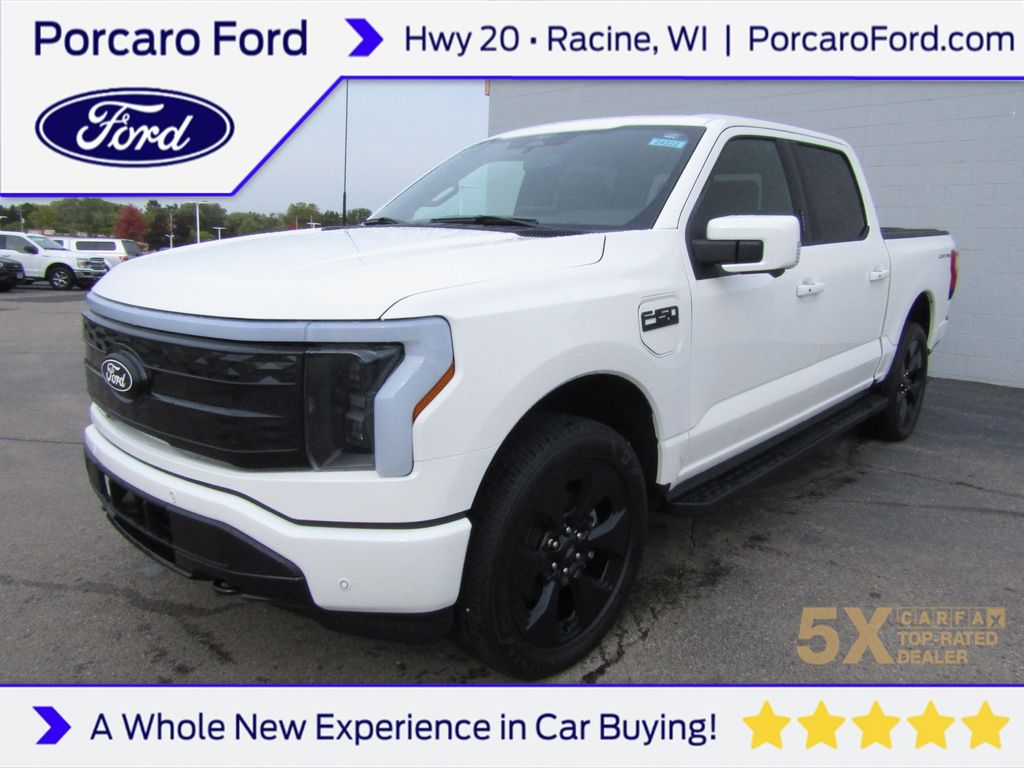 2025 Ford F-150 Lightning Platinum's photo