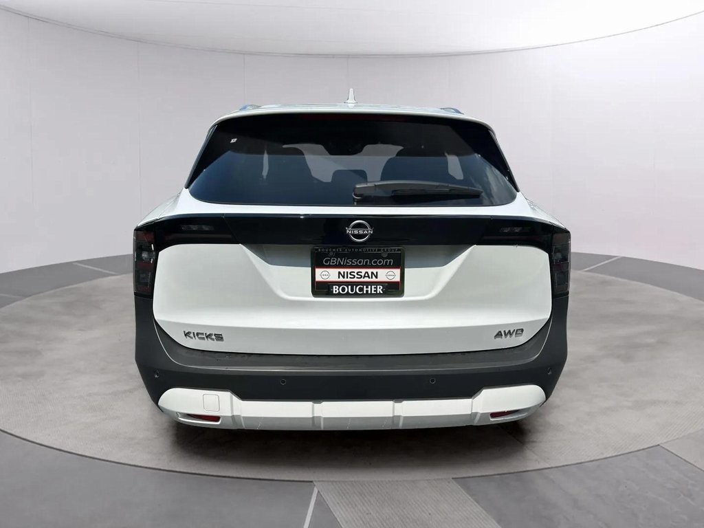 2025 Nissan Kicks SV photo 3