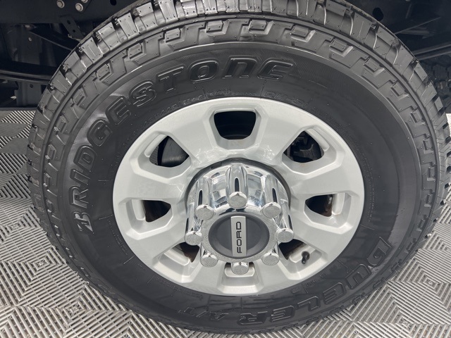 2023 Ford F-250 photo 9