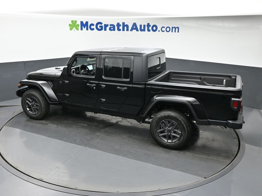 2025 Jeep Gladiator Sport S photo 18