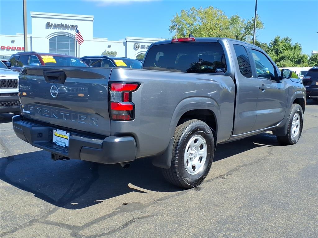 2024 Nissan Frontier S photo 3