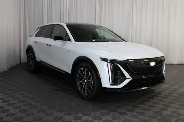 2026 Cadillac LYRIQ Sport's photo