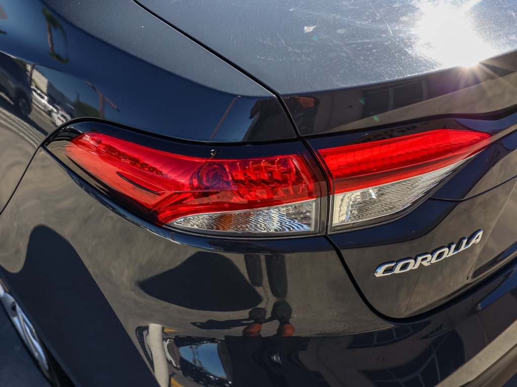 2024 Toyota Corolla LE photo 4