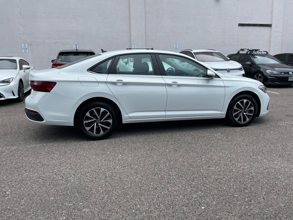 Used 2024 Volkswagen Jetta S with VIN 3VW5M7BUXRM024171 for sale in Mount Pleasant, SC