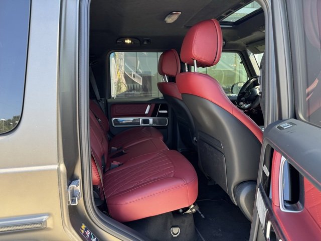 2025 Mercedes Benz G AMG 63 photo 8